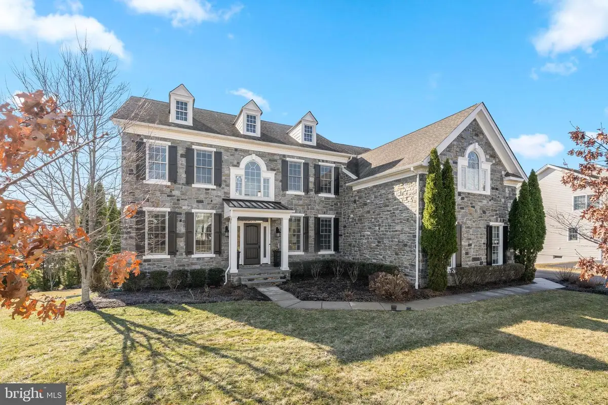 3804 Baldwin Ln, Newtown Square, PA 19073 - #1