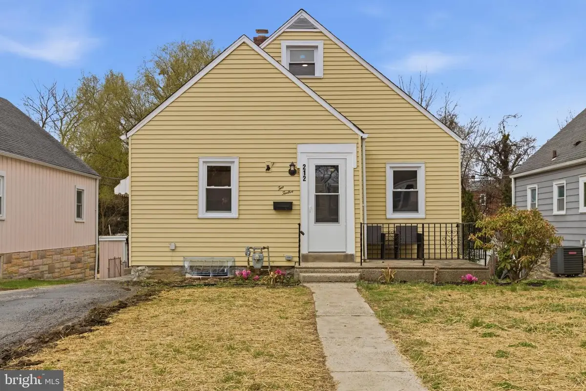 212 Mackenzie Ave, Prospect Park, PA 19076 - #1