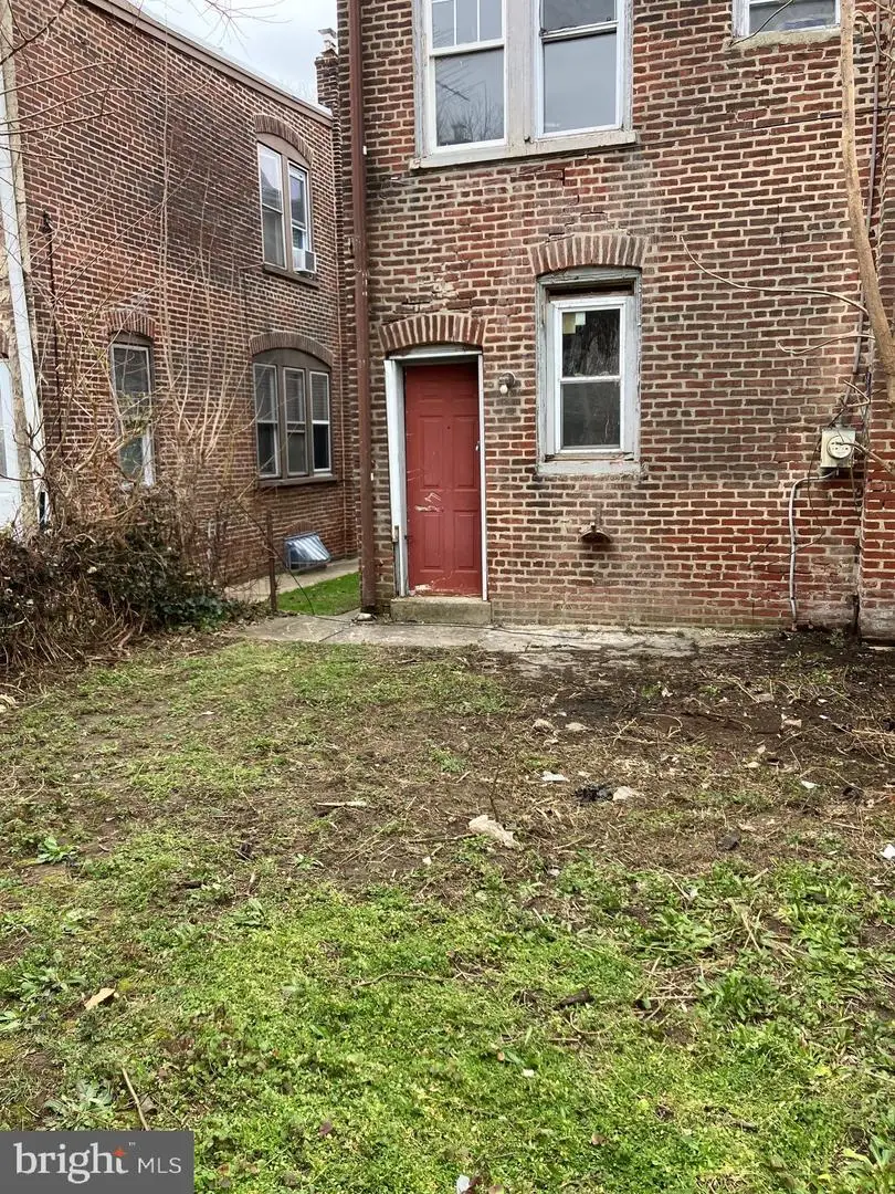 1233 Crosby St, Chester, PA 19013 - #3