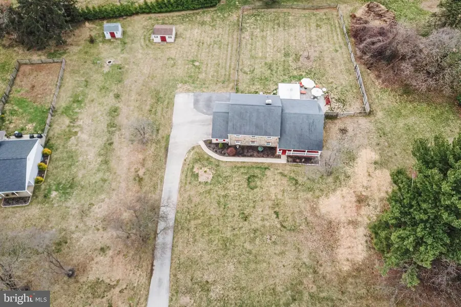 202 Ivy Ln, Glen Mills, PA 19342 - #2