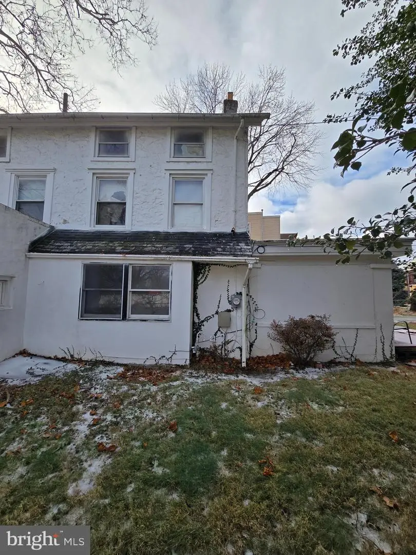 1535 Elmwood Ave, Folcroft, PA 19032 - #3