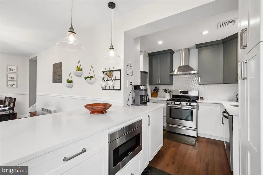 231 E Woodland Ave, Springfield, PA 19064 - #2