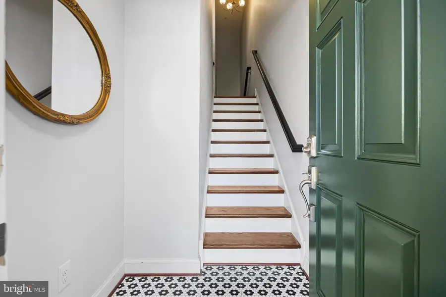 3 Skylar Cir, Media, PA 19063 - #2