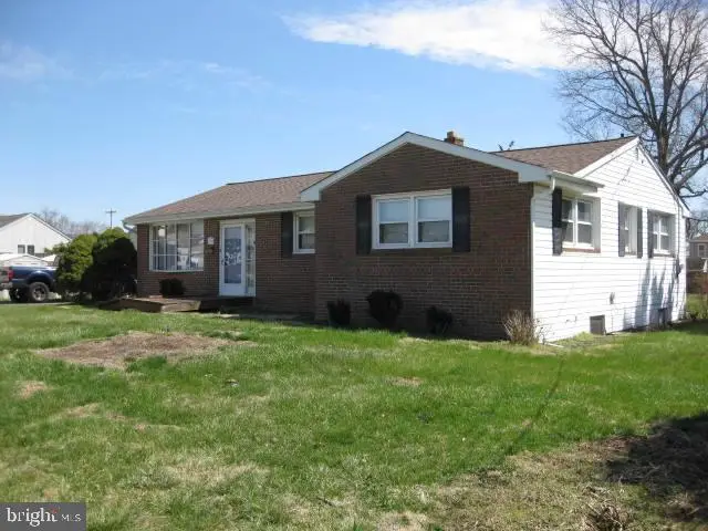 1025 Scott Ave, Upper Chichester, PA 19061 - #2