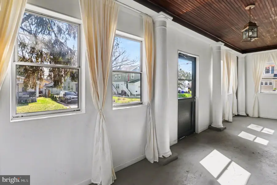 30 W Avon Rd, Brookhaven, PA 19015 - #2