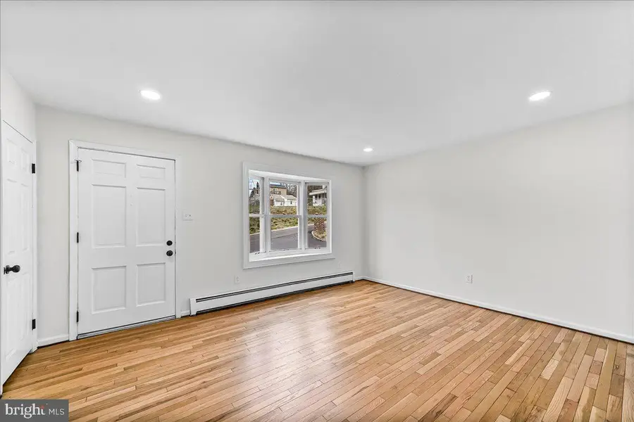 1821 Plum, Upper Chichester, PA 19061 - #3