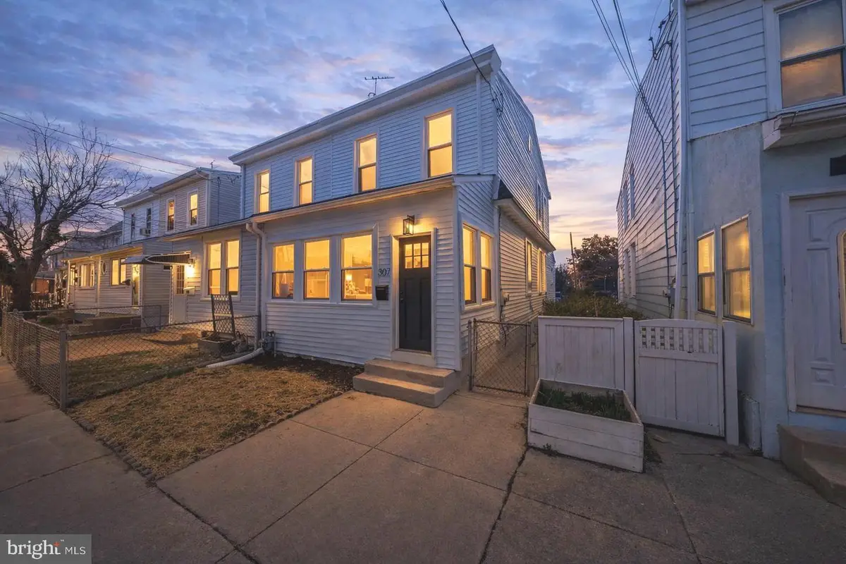307 Edmonds Ave, Drexel Hill, PA 19026 - #1