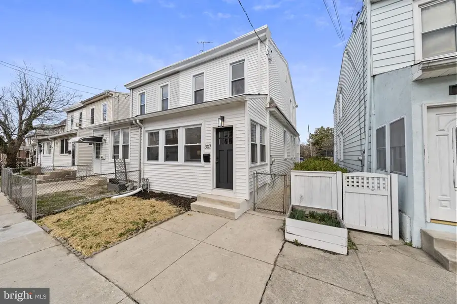 307 Edmonds Ave, Drexel Hill, PA 19026 - #2