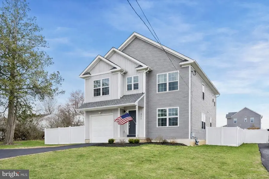 311 W Brookhaven Rd, Brookhaven, PA 19015 - #2