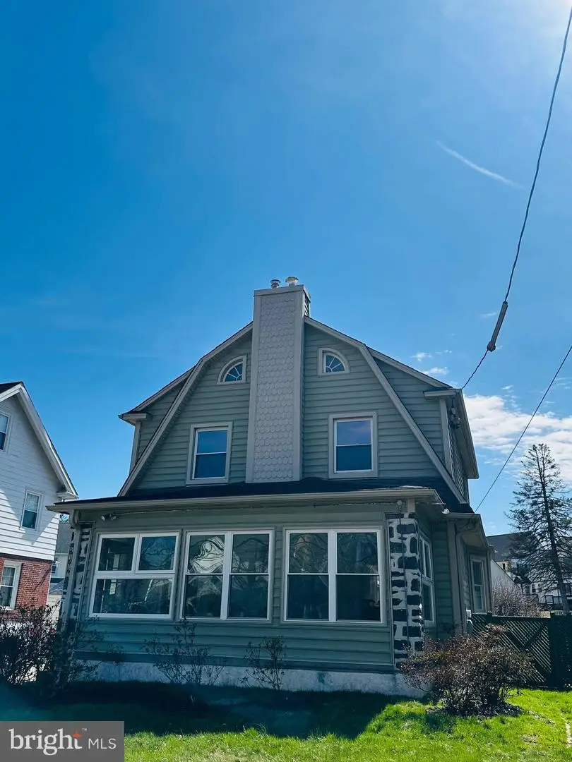 606 Valley Rd, Havertown, PA 19083 - #2