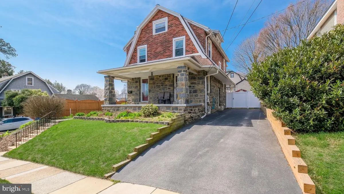 816 Foss Ave, Drexel Hill, PA 19026 - #1