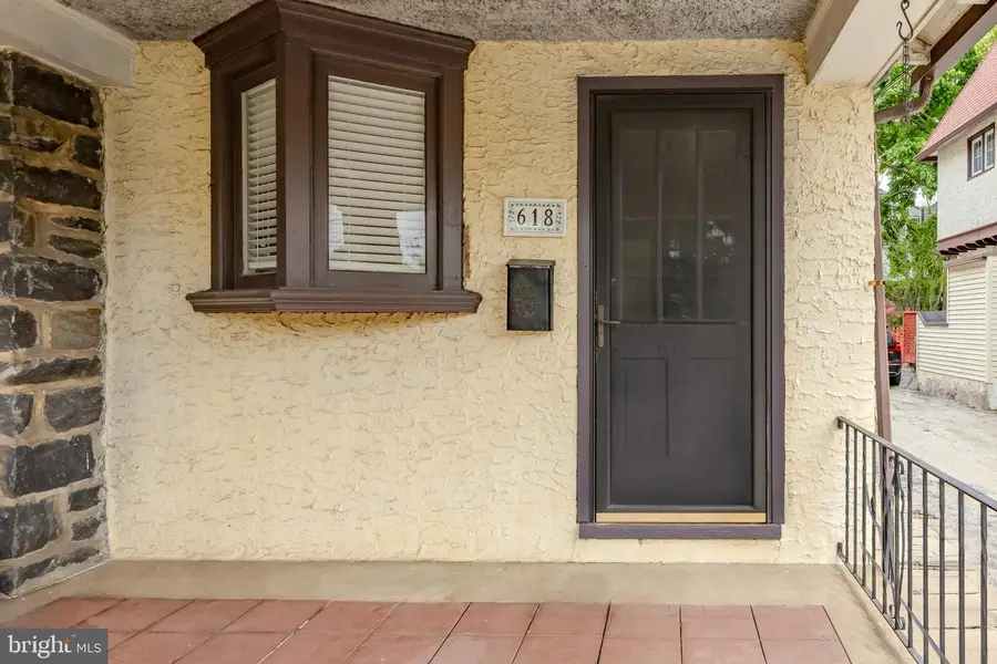 618 Georges Ln, Ardmore, PA 19003 - #3