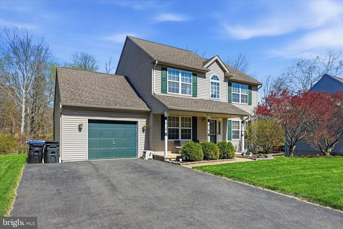 4305 Riders Ln, Upper Chichester, PA 19061 - #1