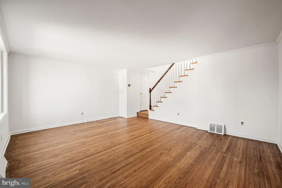 255 Gibbons Rd, Springfield, PA 19064 - #3