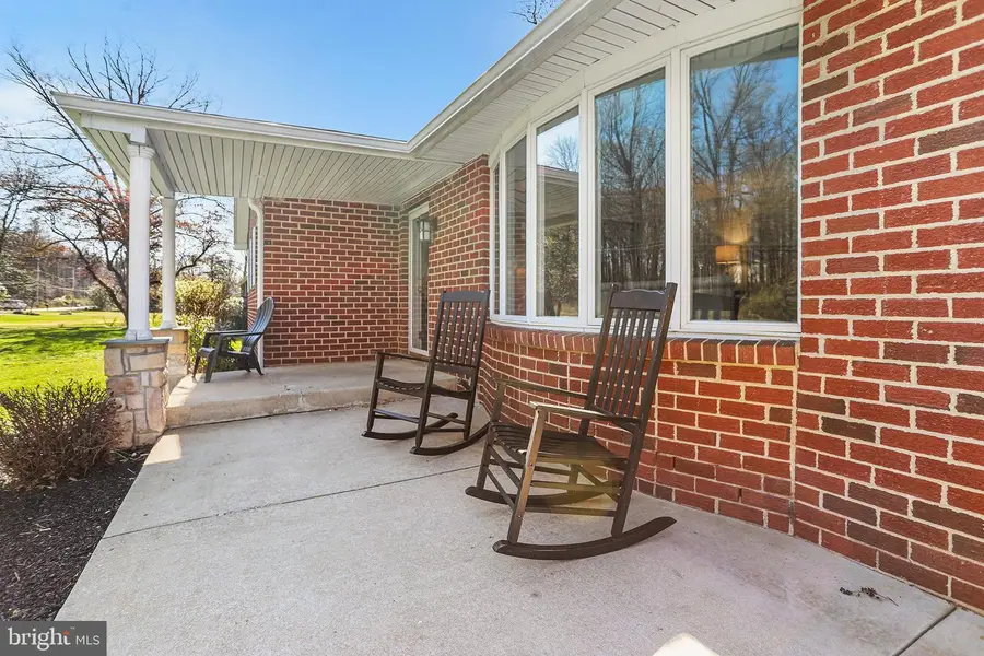 3435 Garnet Mine Rd, Garnet Valley, PA 19060 - #3