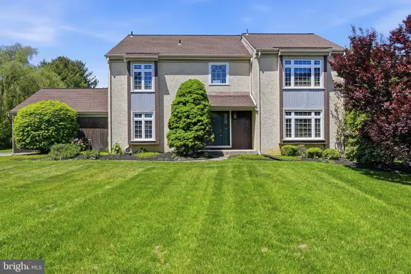1 Glen Meadow Dr, GLEN MILLS, PA 19342