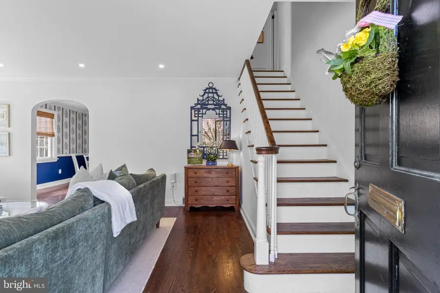 526 W Beechtree Ln, Wayne, PA 19087 - #3