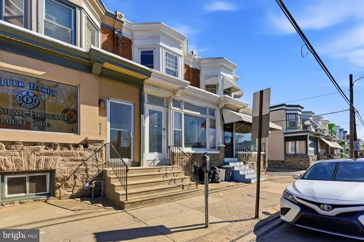 7233 W Chester Pike, Upper Darby, PA 19082 - #1