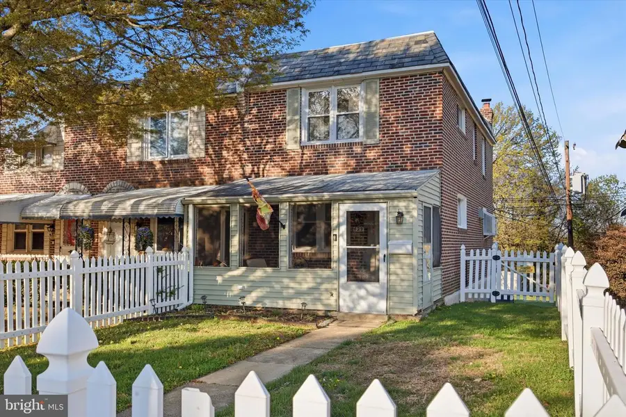 429 Seven Oaks Dr, Clifton Heights, PA 19018 - #2