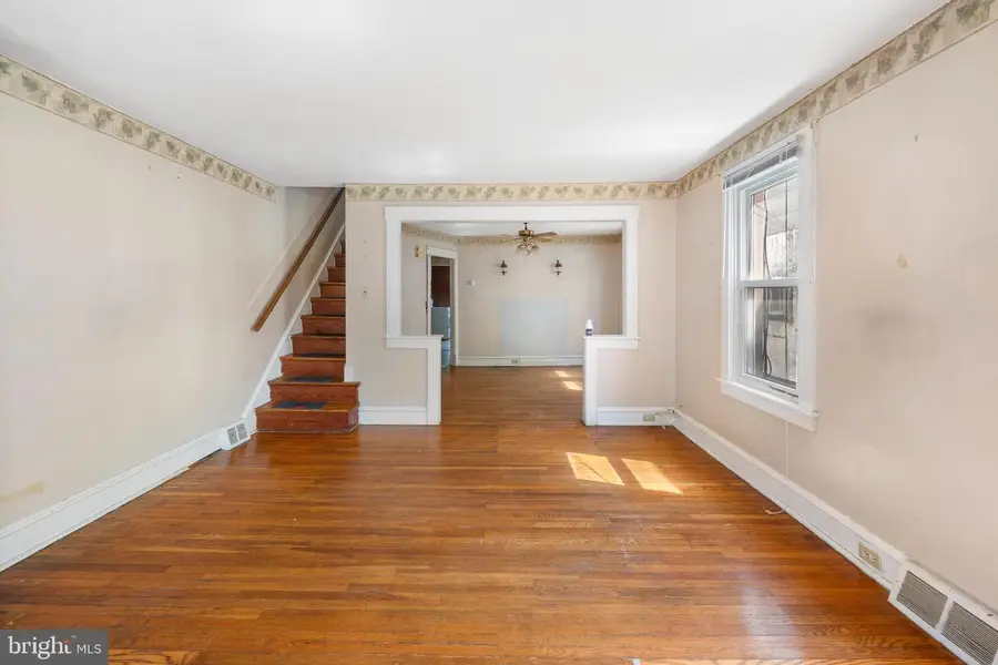 59 N Penn St, Clifton Heights, PA 19018 - #2