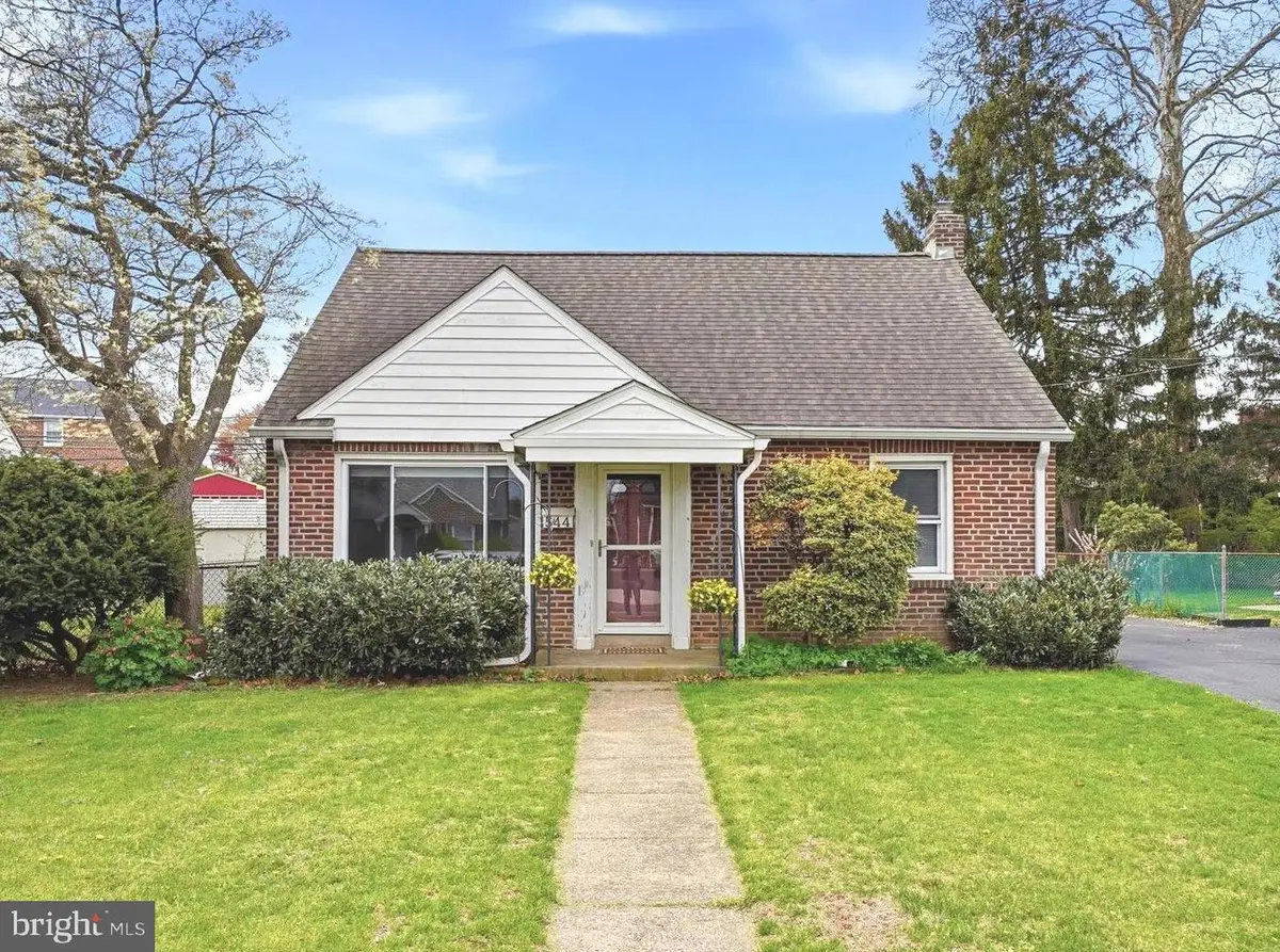 544 Lawrence Rd, Havertown, PA 19083 - #1