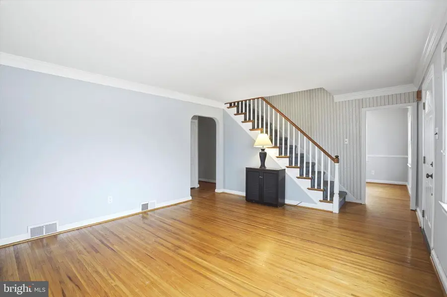 544 Lawrence Rd, Havertown, PA 19083 - #3