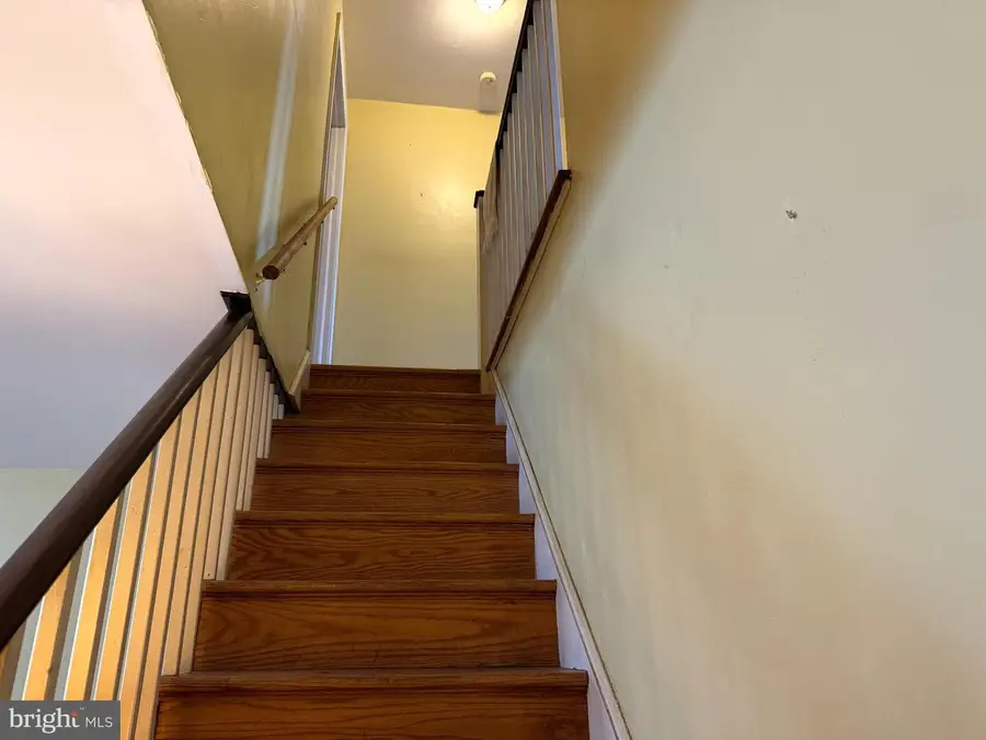 225 Wingate Rd, Upper Darby, PA 19082 - #2