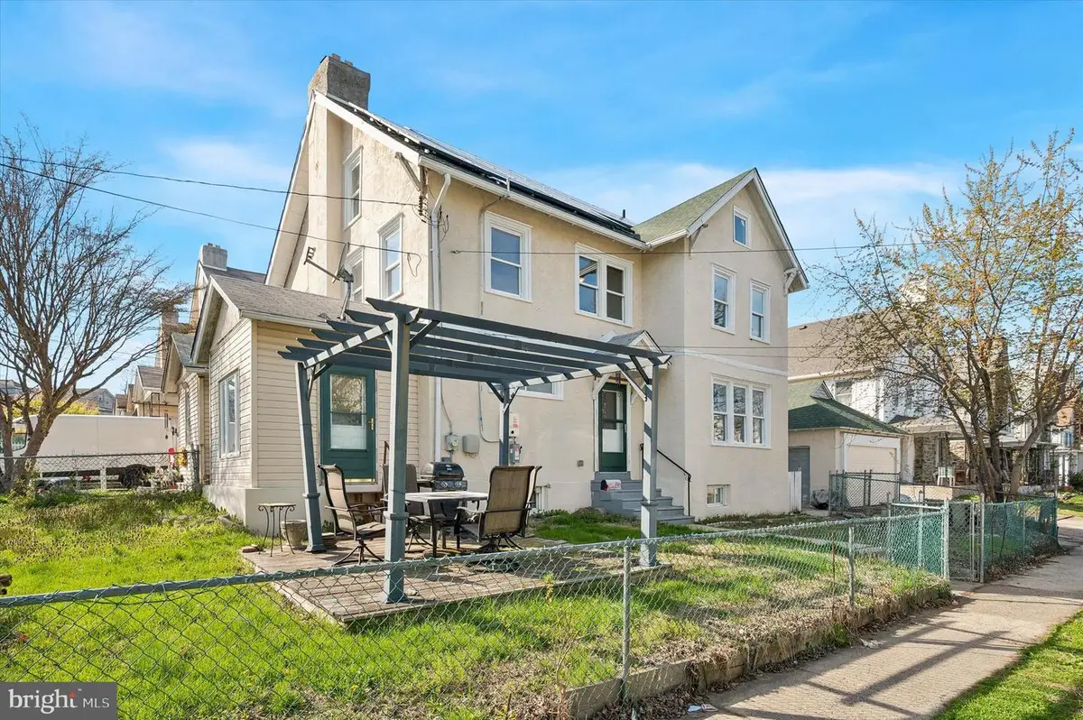 7403 Miller Ave, Upper Darby, PA 19082 - #1