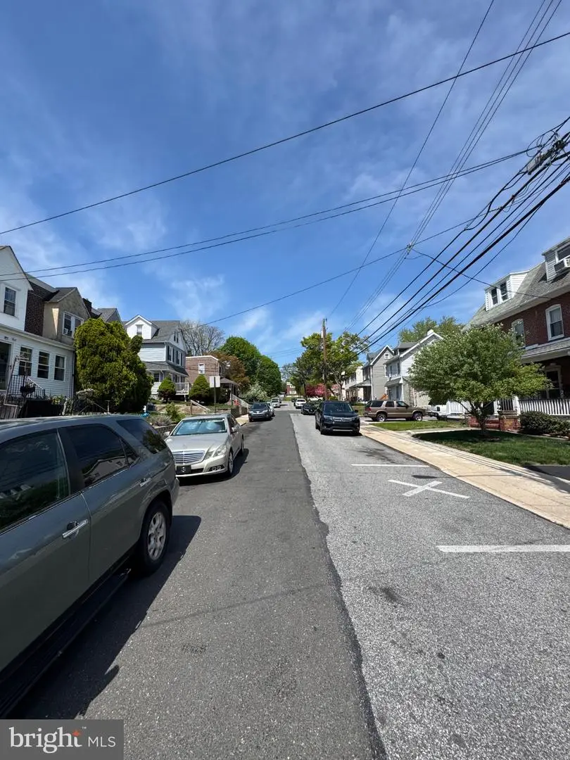 128 St Charles St, Drexel Hill, PA 19026 - #3