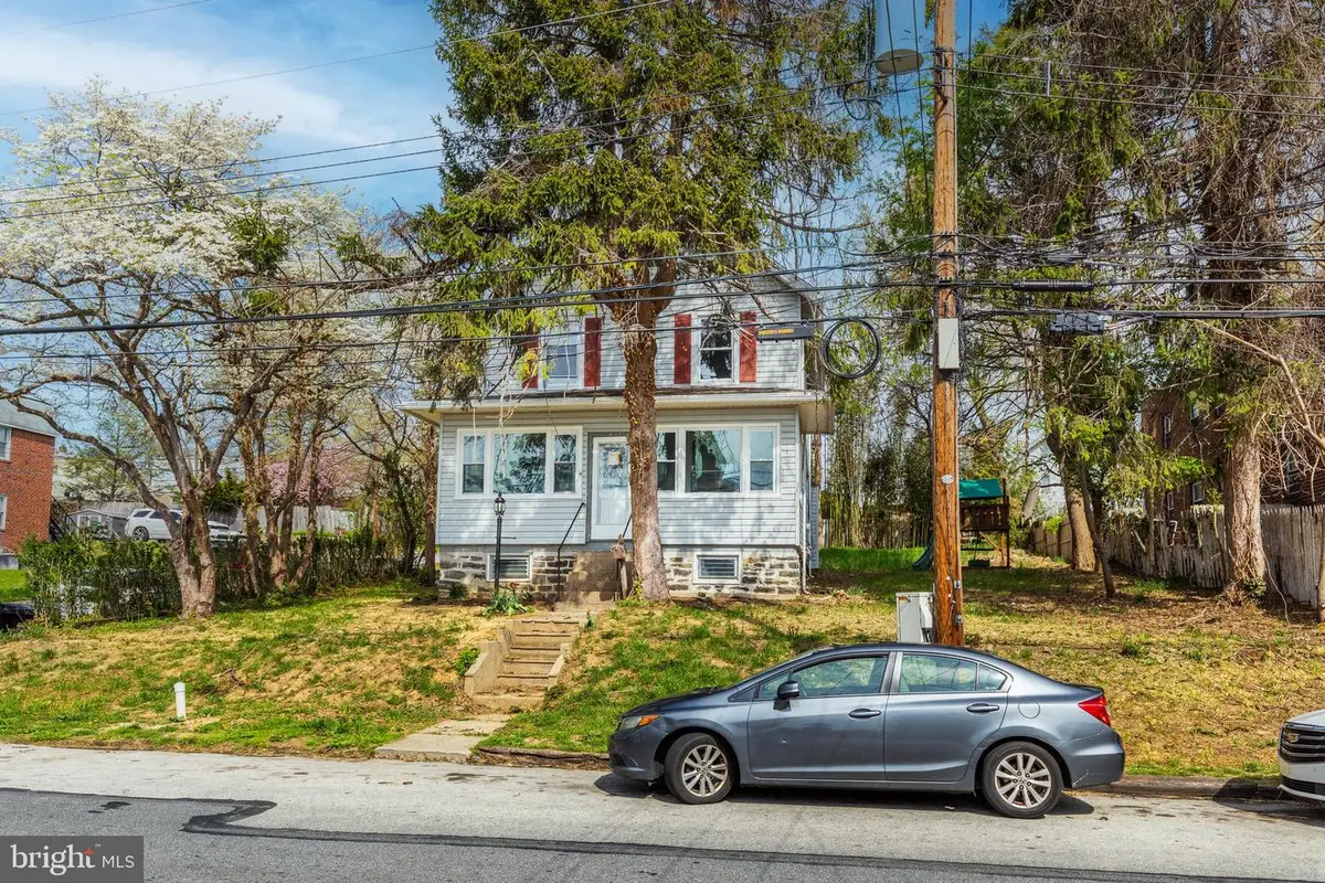 3227 Berkley Ave, Drexel Hill, PA 19026 - #1