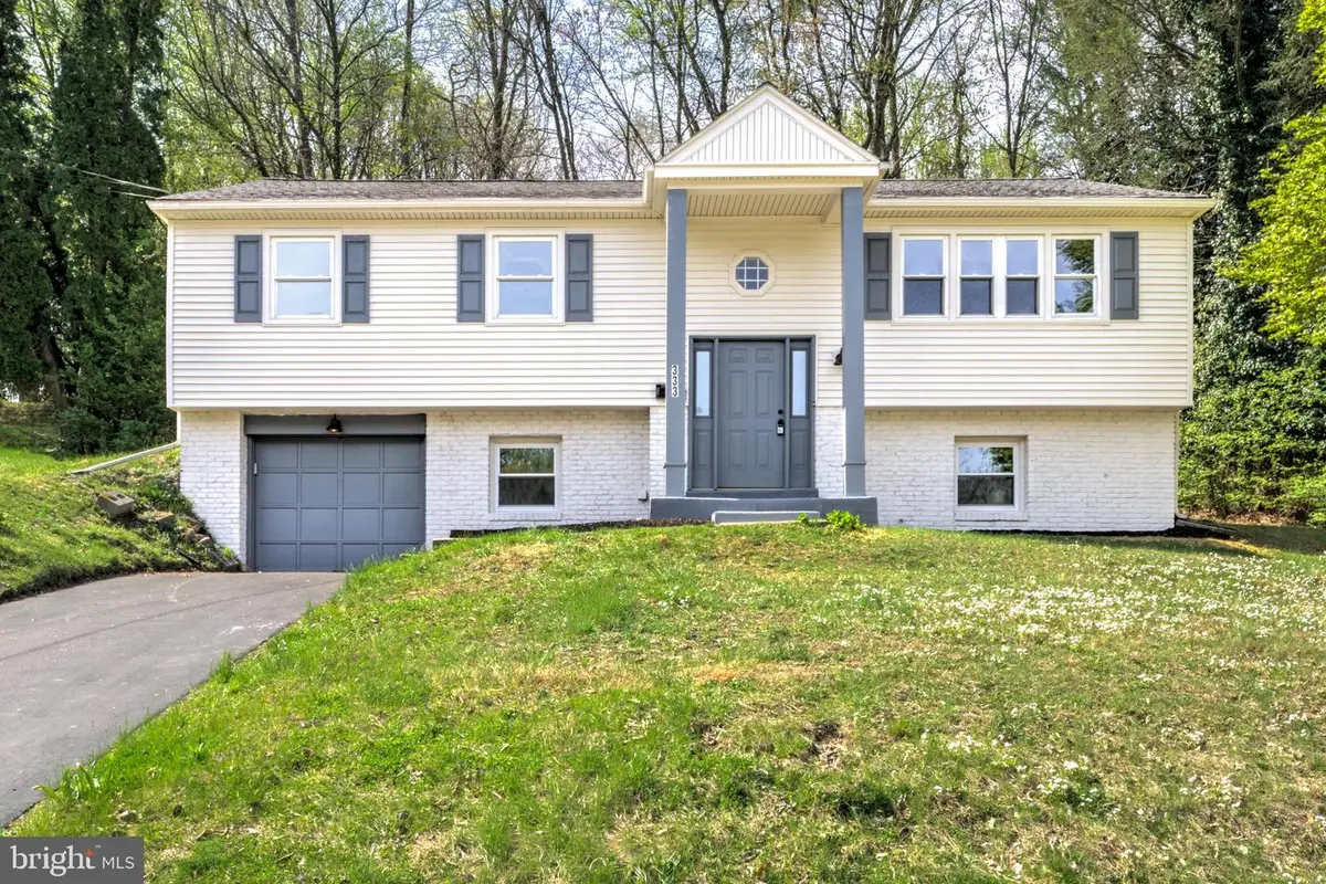 333 Golf Hills Rd, Havertown, PA 19083 - #1