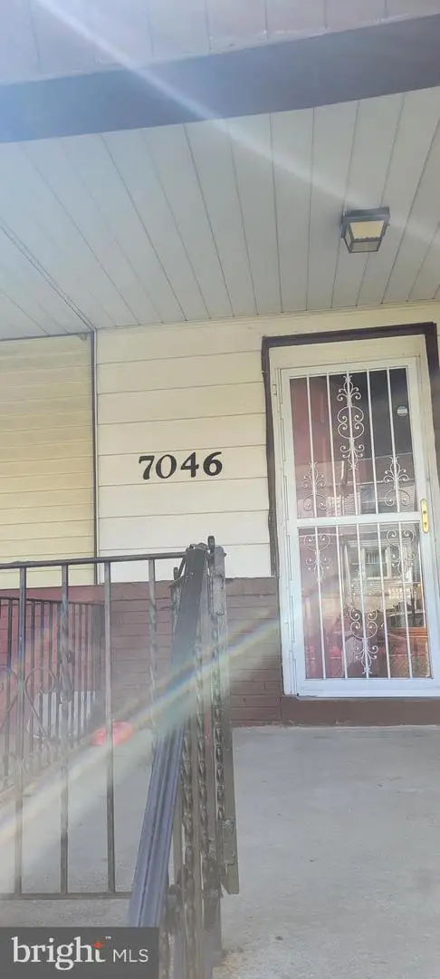 7046 Clover Ln, UPPER DARBY, PA 19082