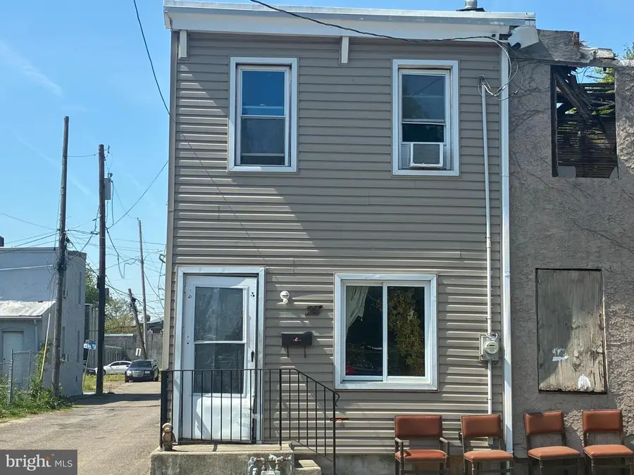 224 Pennell St, Chester, PA 19013 - #2