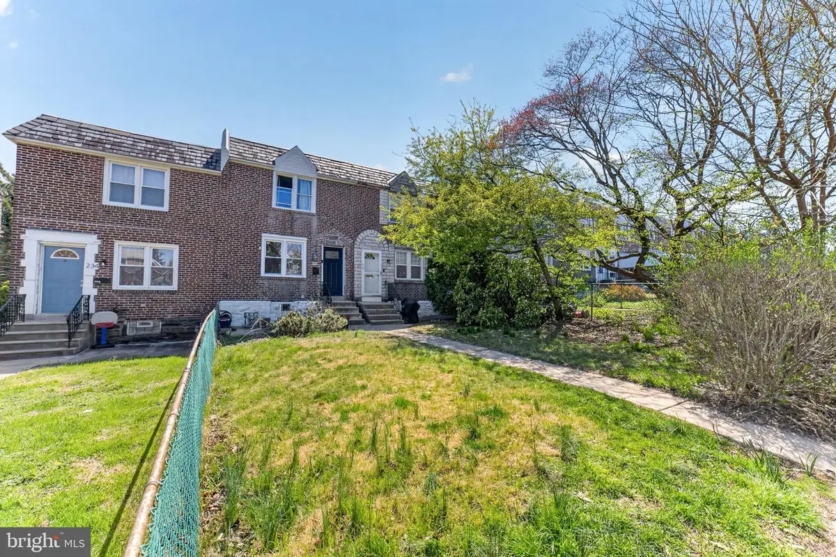 236 W Washington Ave, Clifton Heights, PA 19018 - #1