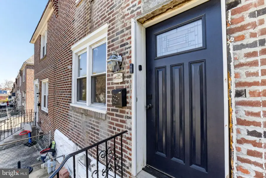 236 W Washington Ave, Clifton Heights, PA 19018 - #3