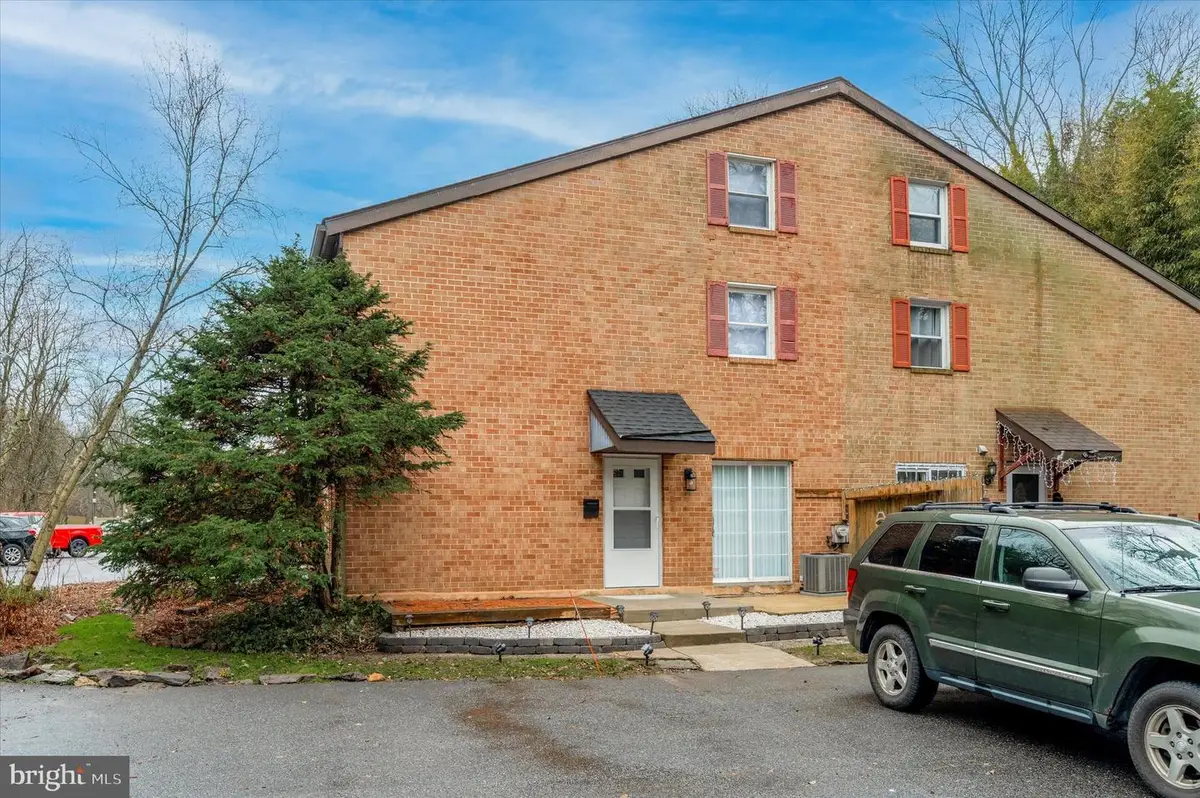 96 Park Vallei Ln #96, Brookhaven, PA 19015 - #1