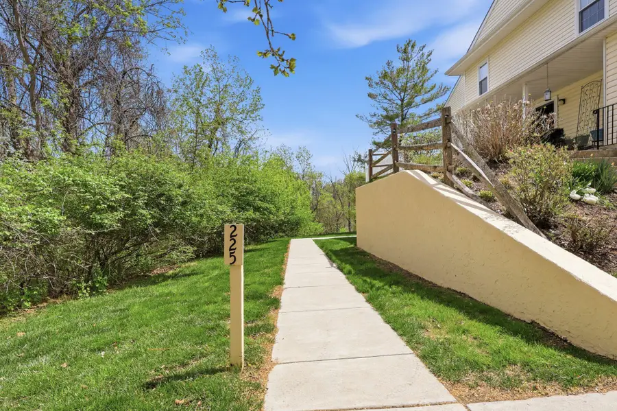 225 Windsor Ct #225, Glen Mills, PA 19342 - #2
