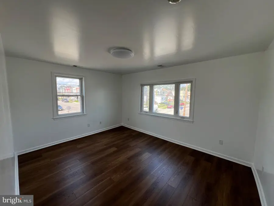 1102 3rd St, Essington, PA 19029 - #2