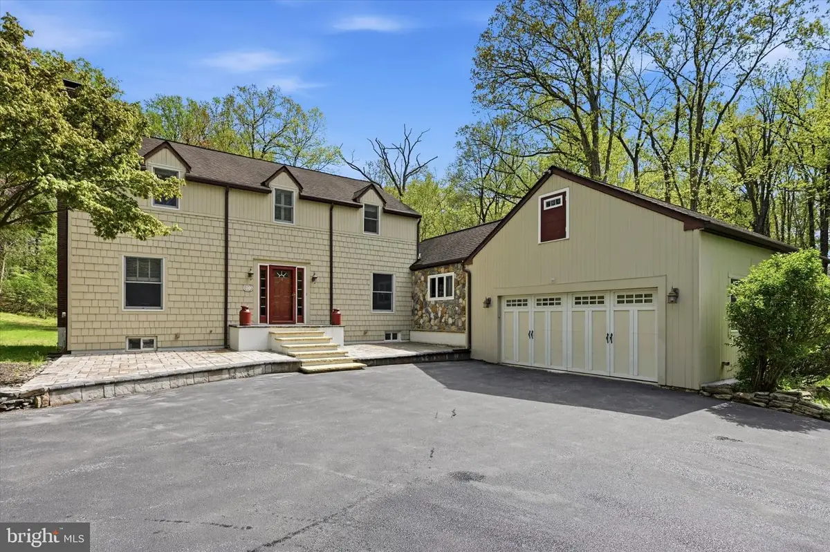 1010 Nicole Dr, Newtown Square, PA 19073 - #1