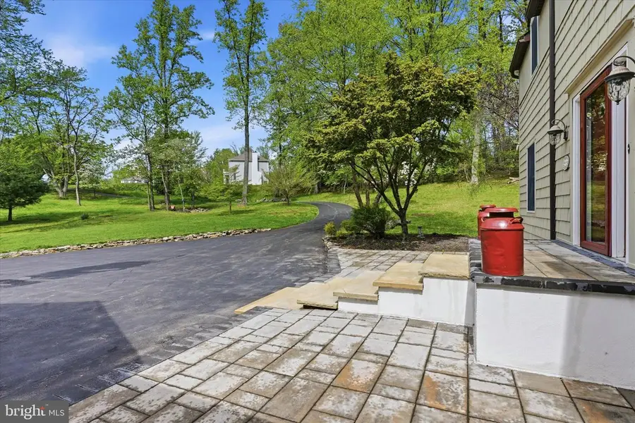 1010 Nicole Dr, Newtown Square, PA 19073 - #3