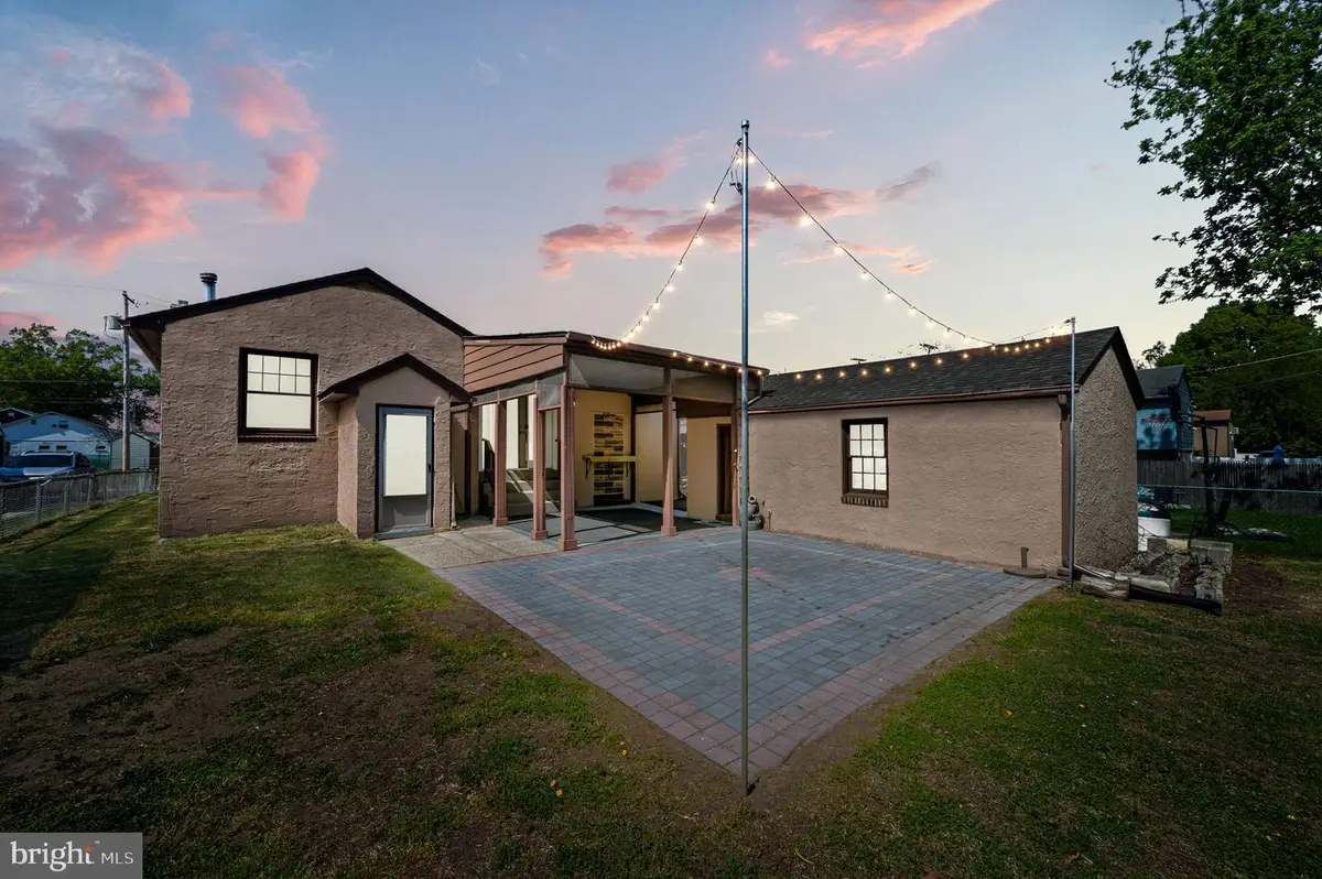 236 Powhattan Ave, Essington, PA 19029 - #1