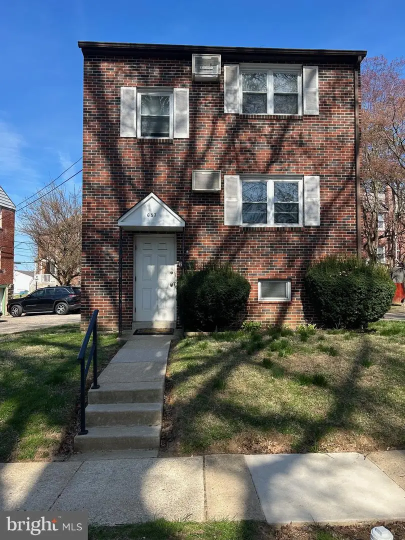 657 Childs Ave, Drexel Hill, PA 19026 - #1