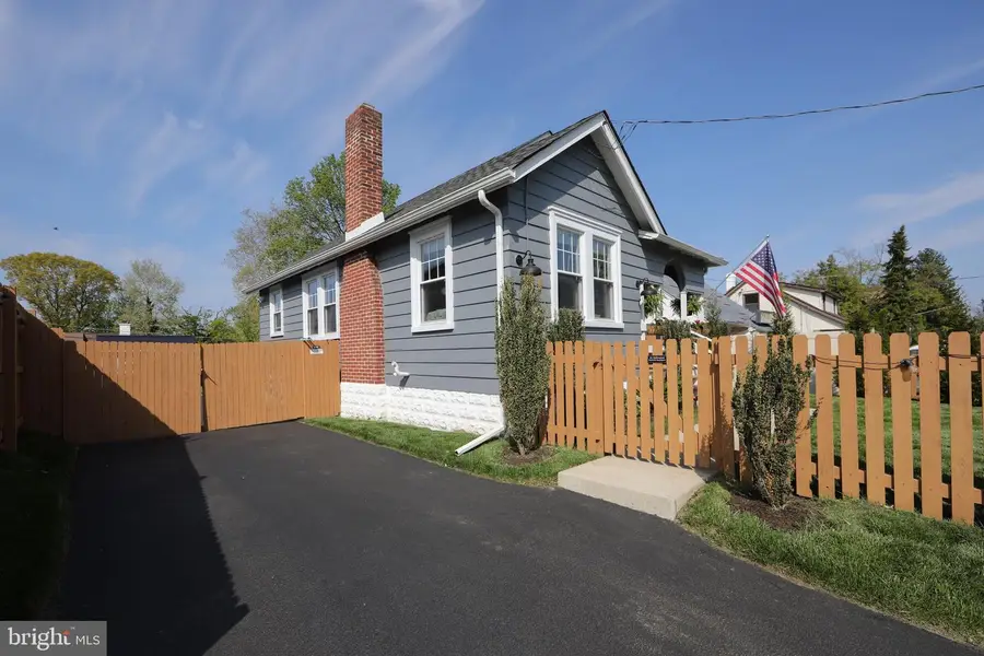 1028 N Providence Rd, Media, PA 19063 - #3