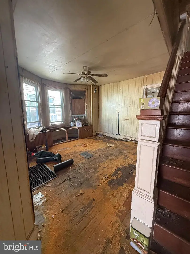 127 White Ave, Marcus Hook, PA 19061 - #2