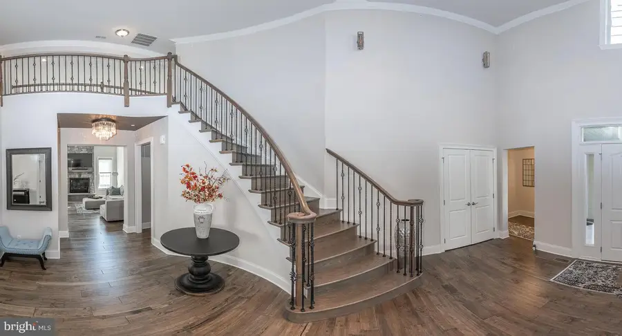 3720 Rose Trader Ln, Newtown Square, PA 19073 - #2