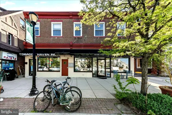 13-15 S Chester Rd, SWARTHMORE, PA 19081