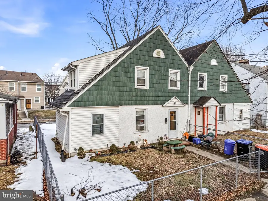 1139 Clover Ln, Chester, PA 19013 - #2