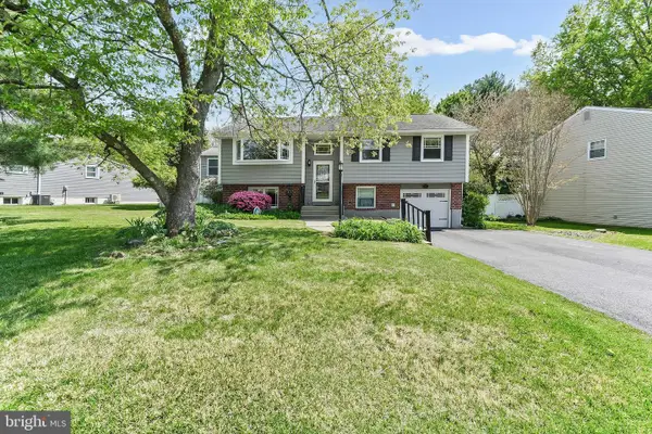 18 Anvil Rd, ASTON, PA 19014