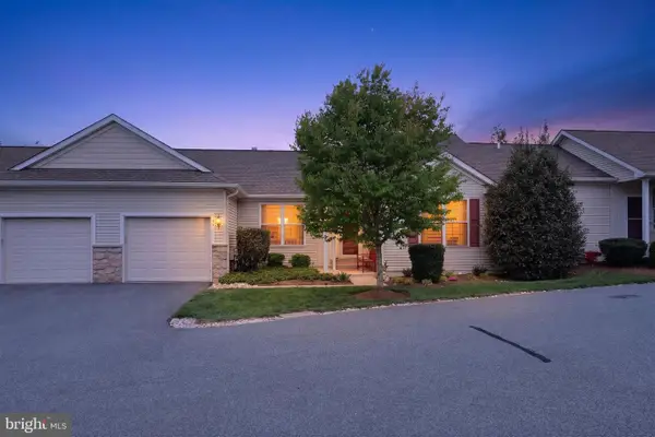 54 N Houndmaster Holw, GLEN MILLS, PA 19342