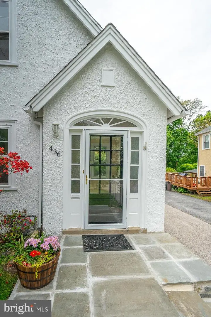 436 Saint Davids Ave, Wayne, PA 19087 - #2